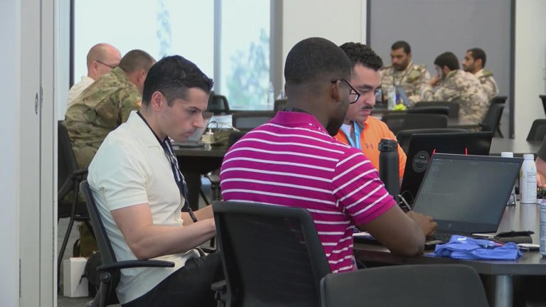 A Digital Company Hosts a Classic Competition at the Cyber Center