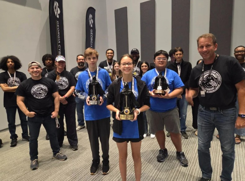 Local cyber students score big in statewide competition